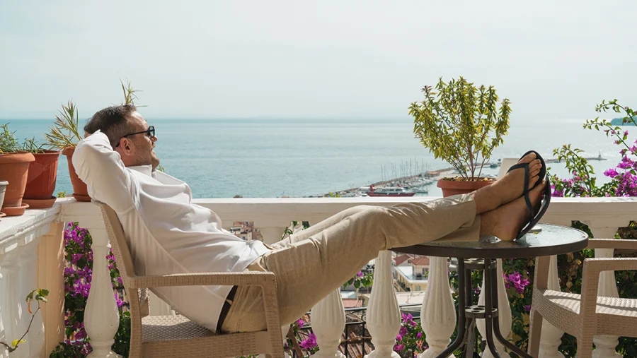 Relaxed Groom